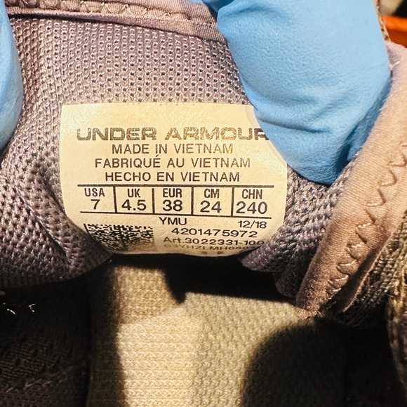 Under Armour Women's Charcoal and Rose Gold Athletic Shoes - Picture 12 of 12